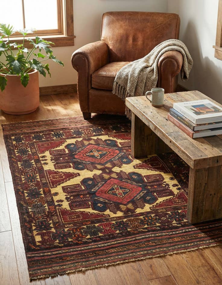 Detail image of 4' 1 x 6' 9  Hand Knotted Sumak Wool Rug