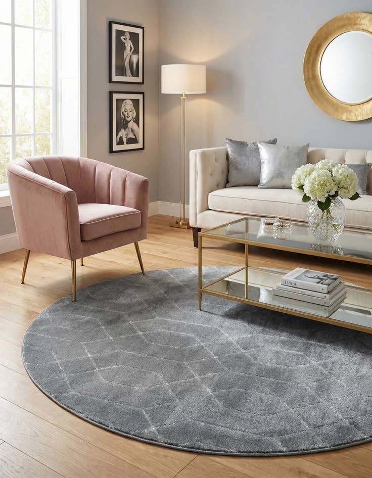 Detail image of 5' 3 x 5' 3  Marilyn Monroe™ Glam Trellis Round Rug