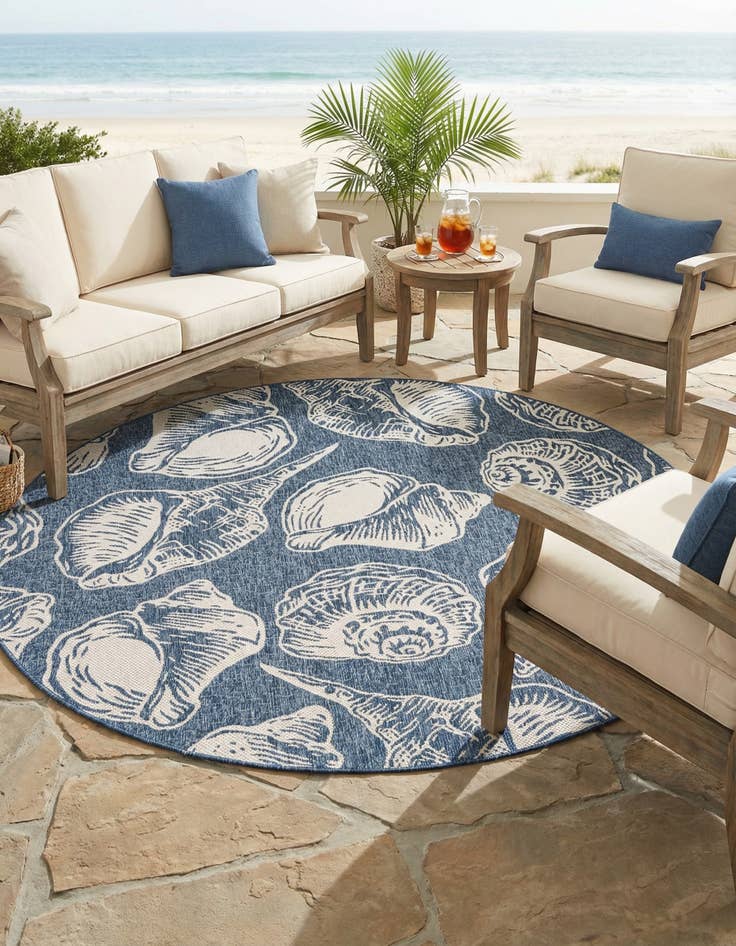 Detail image of 7' 10 x 7' 10  Washable Coastal Indoor / Outdoor Round Rug