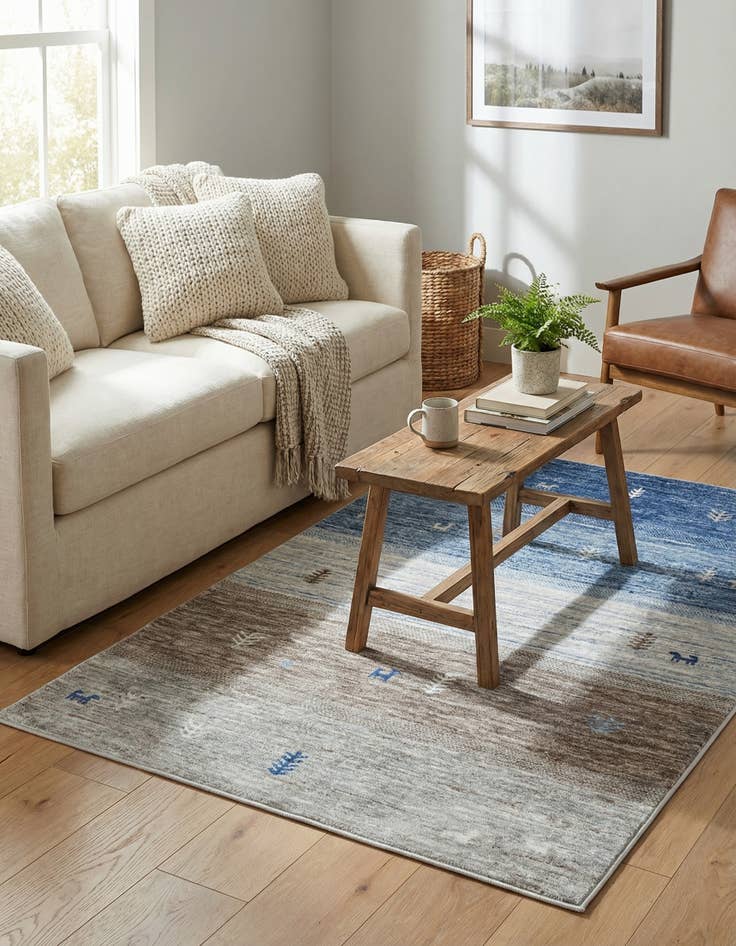 Detail image of 4' 1 x 6' 1 Gabbeh Rug