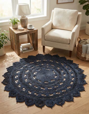 5' 1 x 5' 1 Handmade Braided Jute Round Rug