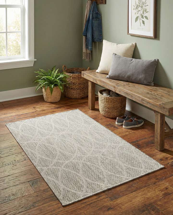 2' x 3' Easy-Clean Lattice Indoor / Outdoor Rug