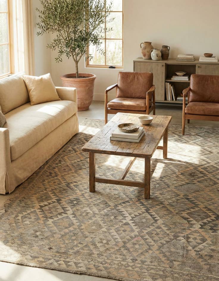 Detail image of 6' 6 x 9' 11  Hand Woven Kilim Maymana Wool Rug