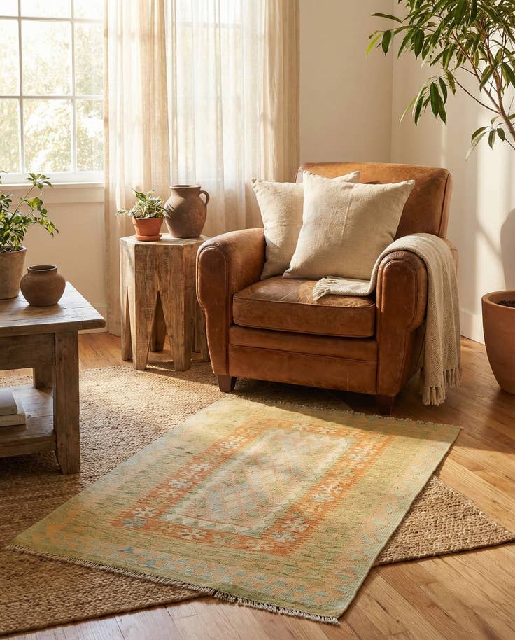 Detail image of 2' 8 x 4' 4 Hand Woven Kilim Waziri Wool Rug