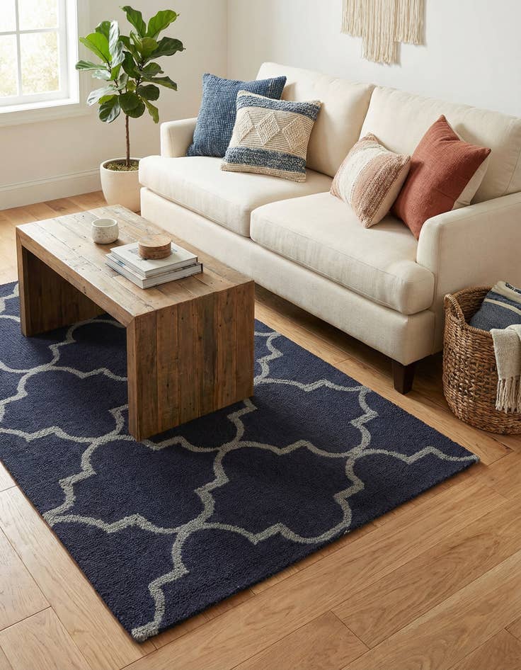 Detail image of 3' x 5' Luna Rug