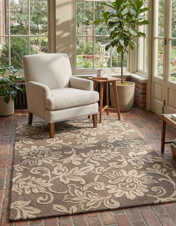 5' x 8' Agra Wool Rug