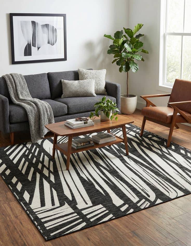 Detail image of 7' 10 x 7' 10  Washable Modern Indoor / Outdoor Square Rug