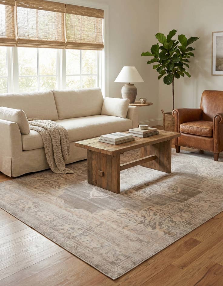 Detail image of  8' x 10' Victoria Rug