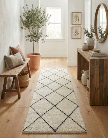 2' x 8' Hand Knotted Safiya Moroccan Wool Runner Rug