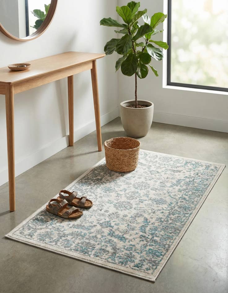 Detail image of Jill Zarin 2' x 3' Uptown Central Park Rug