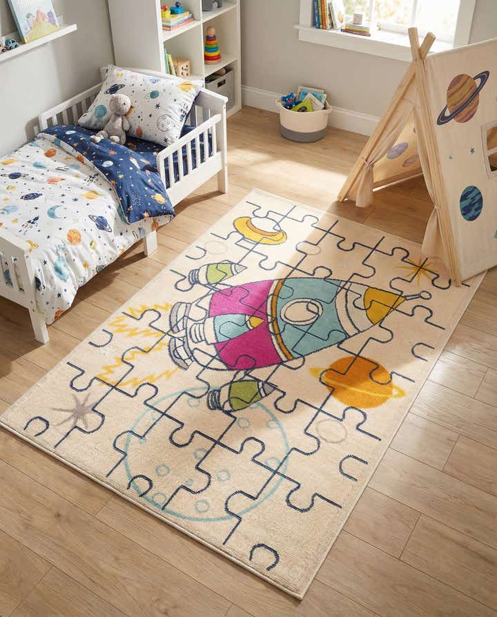 5' 3 x 7' 7 Easy-Clean Indoor / Outdoor Rug