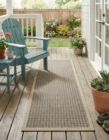 2' x 5' Easy-Clean Border Indoor / Outdoor Runner Rug