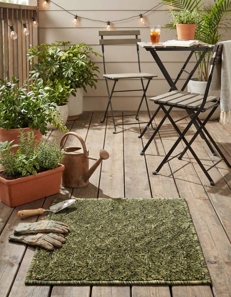 Detail image of 1' 4 x 1' 4  Washable Trellis Textured Indoor / Outdoor Sample Rug