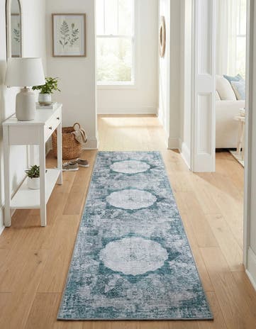 2' x 8' Washable Yara Runner Rug