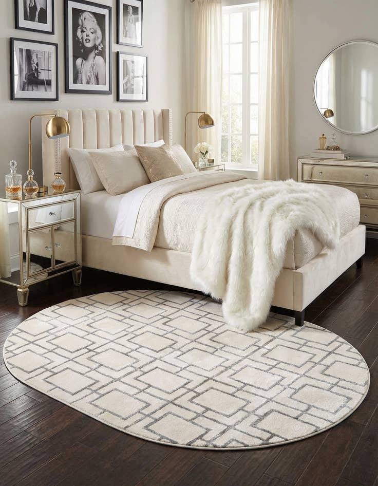 Detail image of 4' x 6'  Marilyn Monroe™ Glam Deco Oval Rug