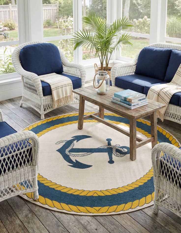 Detail image of 7' x 7' Easy-Clean Coastal Indoor / Outdoor Round Rug