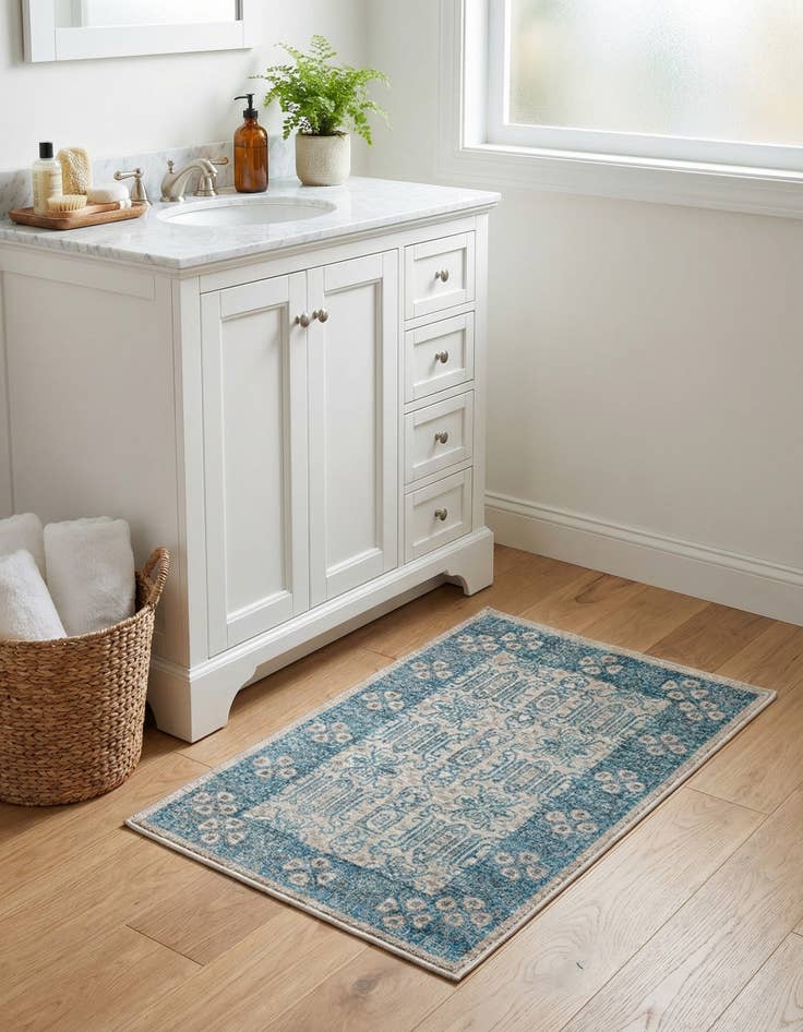 Detail image of  2' x 3' Viola Rug