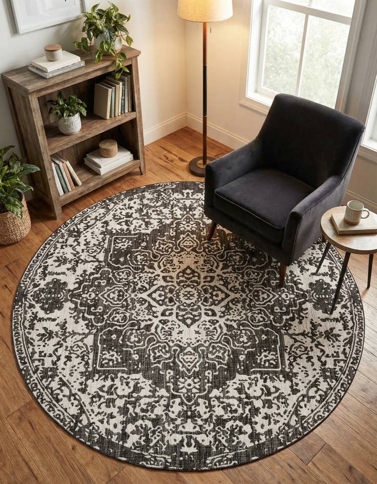 Detail image of 10' 8 x 10' 8  Washable Jill Zarin Dubai Indoor / Outdoor Round Rug