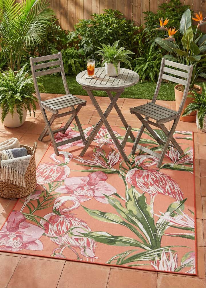 5' x 7' Easy-Clean Botanical Indoor / Outdoor Rug