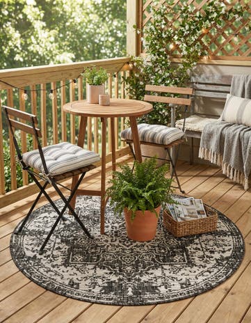 Charcoal Gray Easy-Clean Jill Zarin Dubai Indoor / Outdoor Round Rug