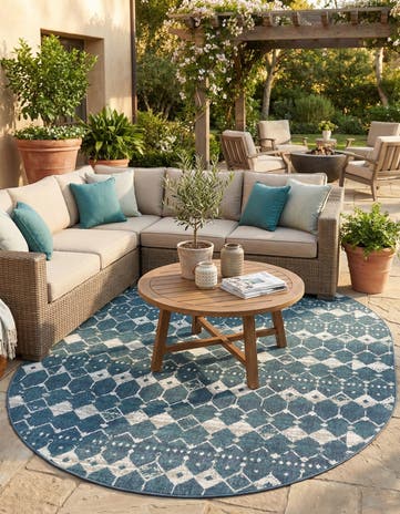 7' 10 x 10' Easy-Clean Trellis Indoor / Outdoor Oval Rug
