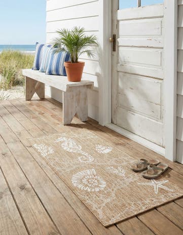 2' x 4' Easy-Clean Coastal Indoor / Outdoor Runner Rug