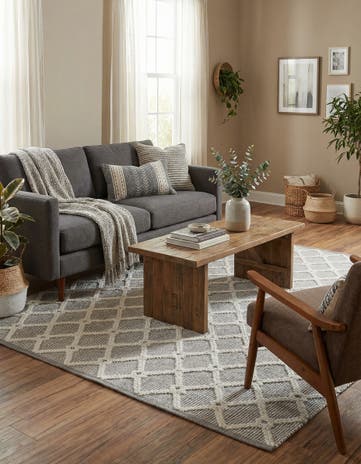 5' 1 x 8' Hand Knotted Jill Zarin Dorset Rug