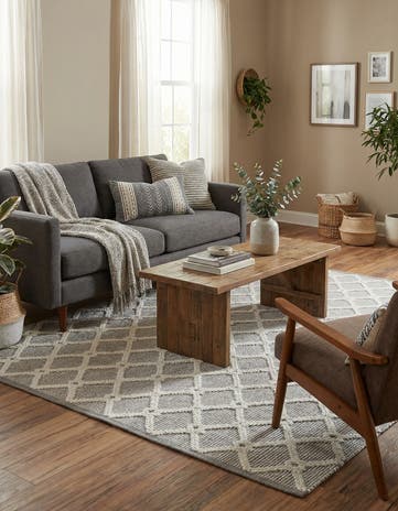 5' 1 x 8' Hand Knotted Jill Zarin Dorset Rug