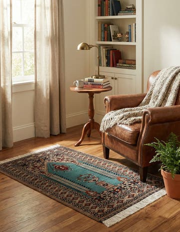 2' 7 x 4' 4 Hand Knotted Bokhara Wool Rug