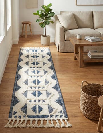 2' 7 x 10' Hand Woven Arizona Wool Runner Rug