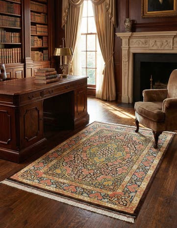 3' 4 x 4' 9 Ghom Silk Rug