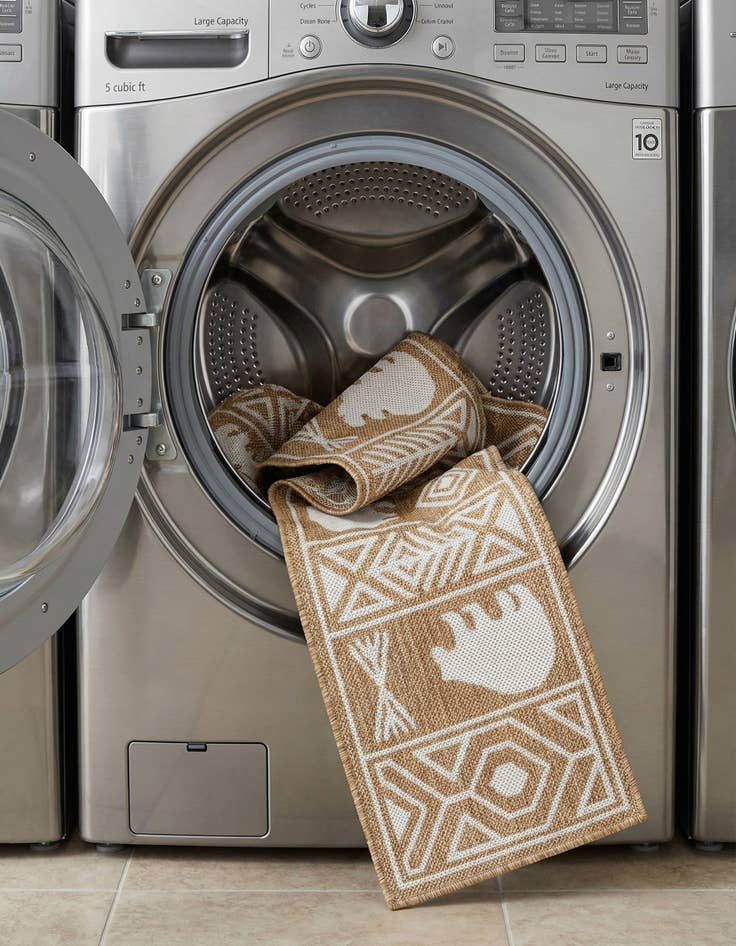 Detail image of 2' x 6'  Washable Southwestern Indoor / Outdoor Runner Rug