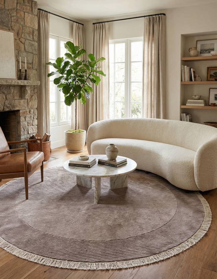 Detail image of 6' 8 x 6' 8  Hand Knotted Darya Wool Round Rug