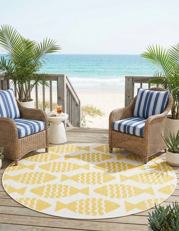 7' 10 x 7' 10 Easy-Clean Coastal Indoor / Outdoor Round Rug