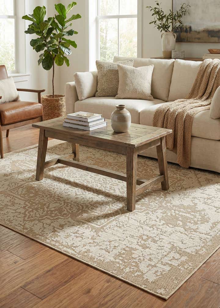 5' 3 x 8' Easy-Clean Traditional Indoor / Outdoor Rug