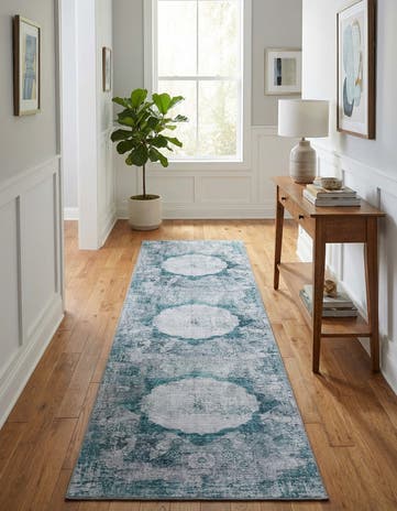 2' 7 x 10' Washable Yara Runner Rug