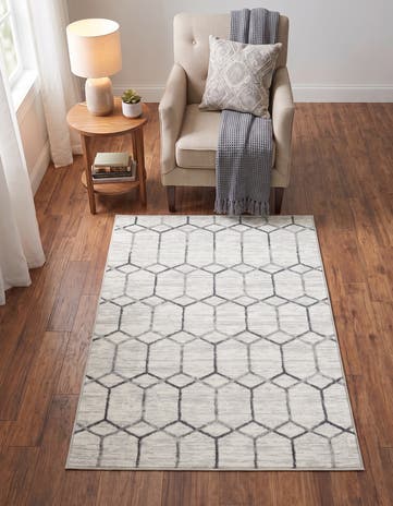White Lattice Trellis Rug