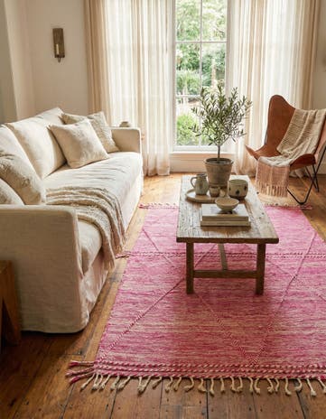 6' 7 x 10' Hand Knotted Moroccan Wool Rug