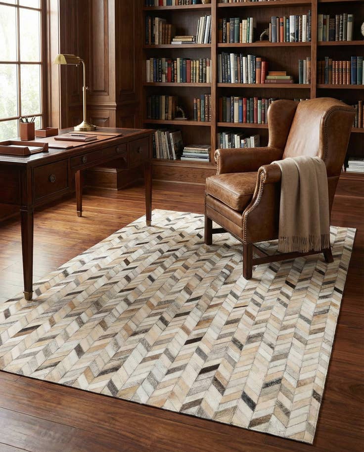 Detail image of 4' x 6' Cowhide Stocks Rug