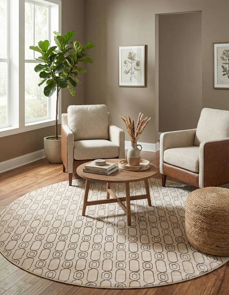 Detail image of 10' x 10' Vogue Geo Round Rug