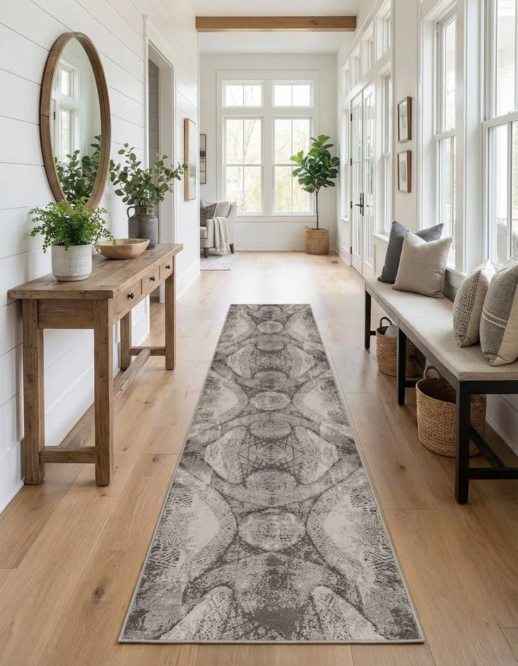 Detail image of 3' 3 x 19' 8 Monaco Runner Rug