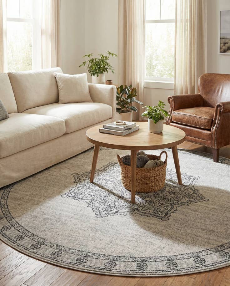 Detail image of 6' x 6' Nyla Round Rug