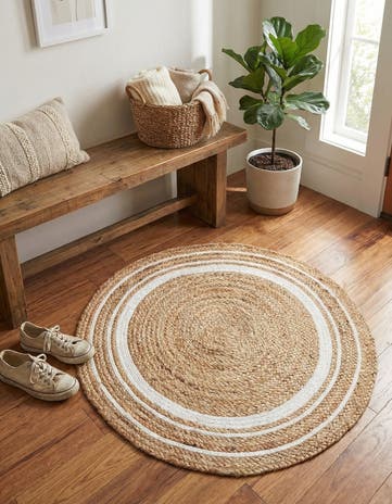 3' 3 x 3' 3 Handmade Braided Jute Round Rug