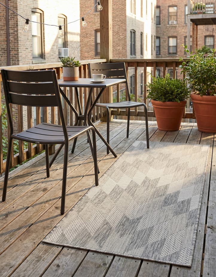 2' x 5' 3 Easy-Clean Modern Indoor / Outdoor...