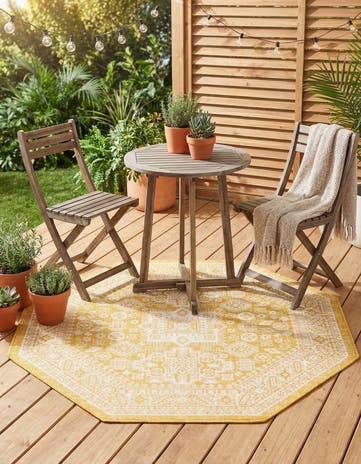 Yellow Easy-Clean Aztec Indoor / Outdoor Octagon Rug