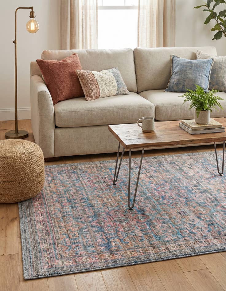 Detail image of 3' 3 x 5' 3  Washable Nostalgia Rug