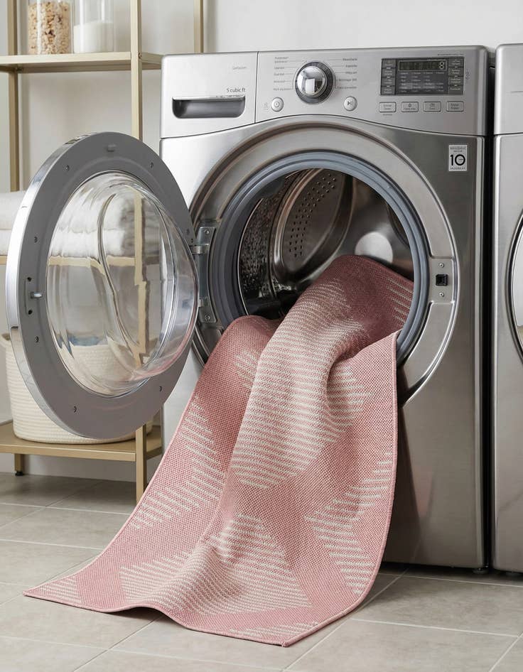 Detail image of 2' x 6'  Washable Modern Indoor / Outdoor Runner Rug