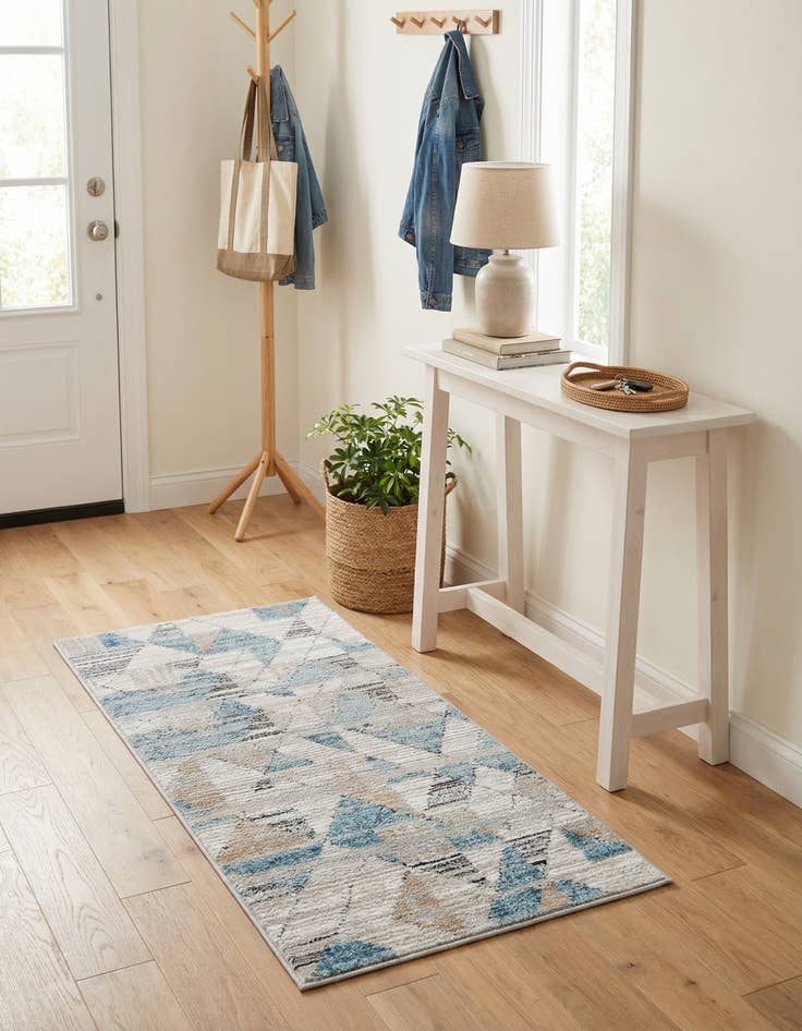 Detail image of 2' 2 x 3' Leipzig Rug