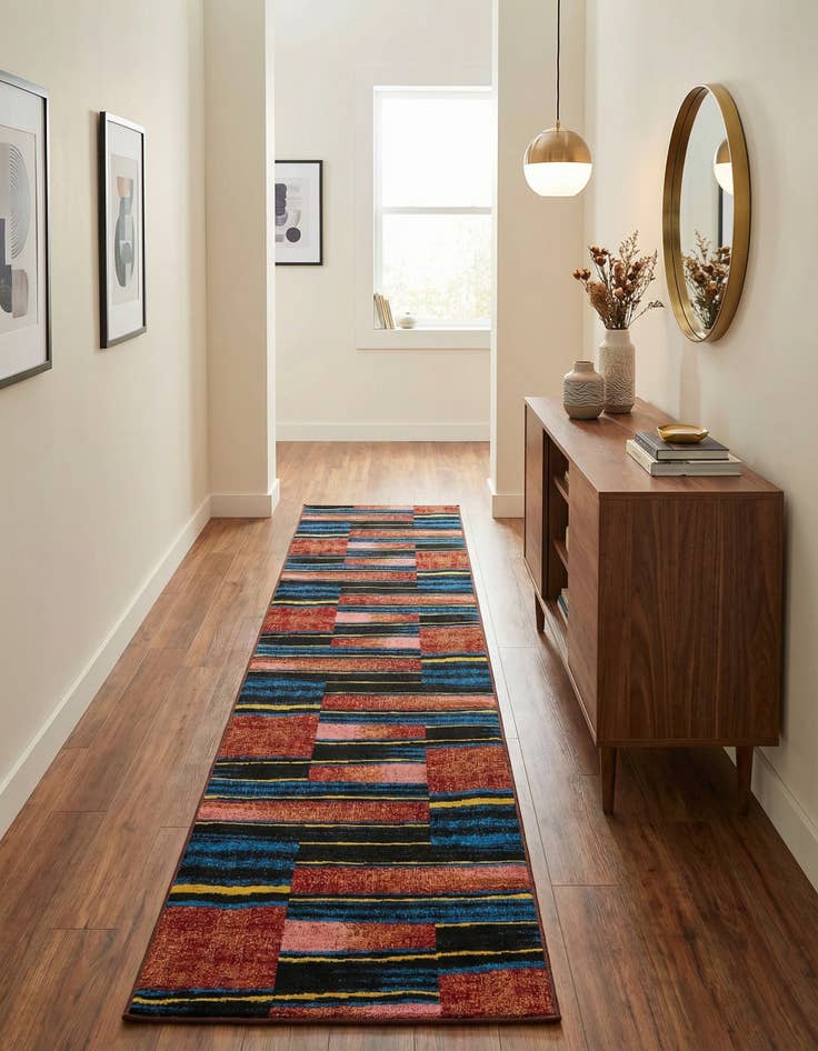 Detail image of 2' 7 x 12' Easy-Clean Modern Indoor / Outdoor Runner Rug