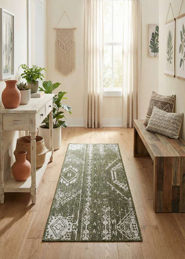 2' x 5' 3 Easy-Clean Bohemian Indoor / Outdoor Runner Rug